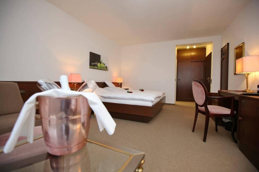 Hotel am Peterstor Montabaur Eksteriør billede